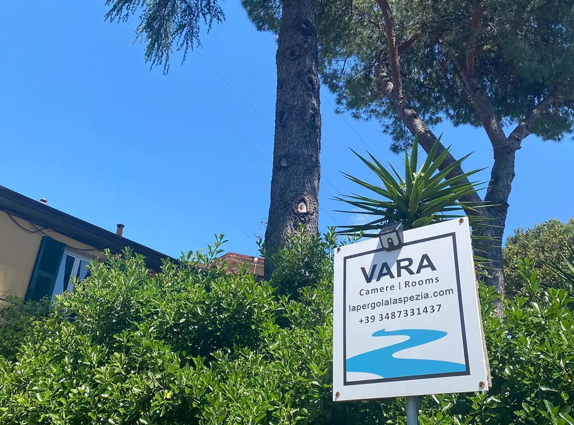 Vara Motel Self Check In Ceparana Eksteriør billede